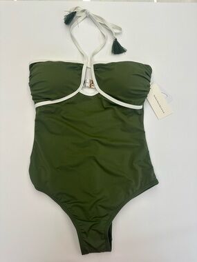 Commense One Piece